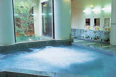 Using hot spring heat (Hakone Kowakien)
