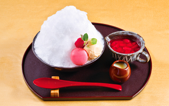 Fancy a fluffy shaved ice dessert in the hot Japanese summer?